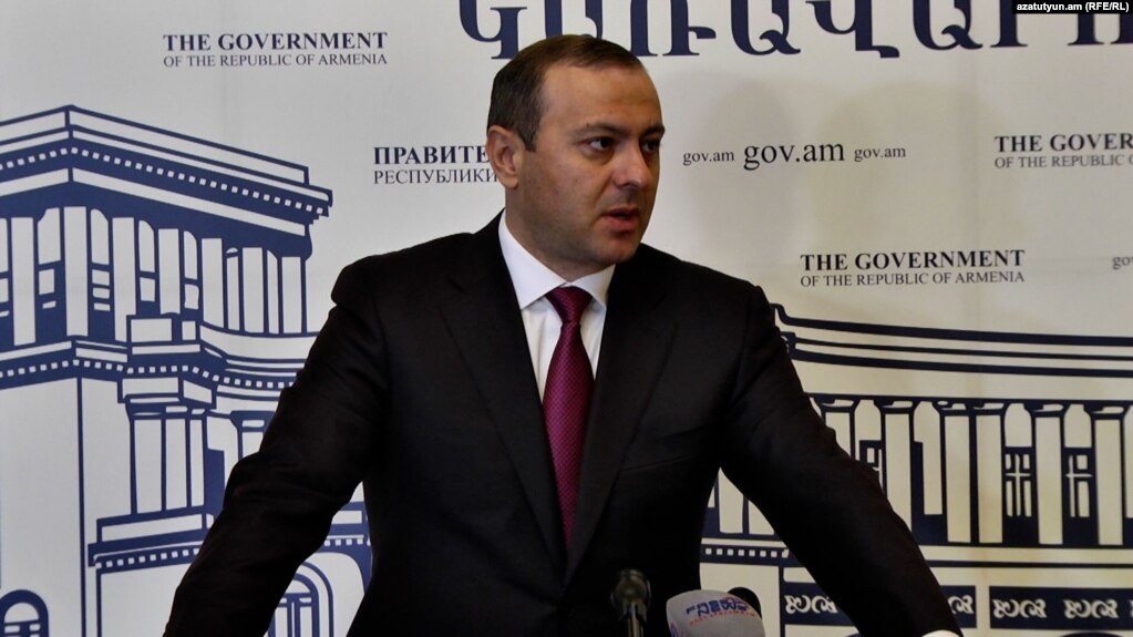 Erevan attend une « assistance diplomatique et militaire » de la Russie