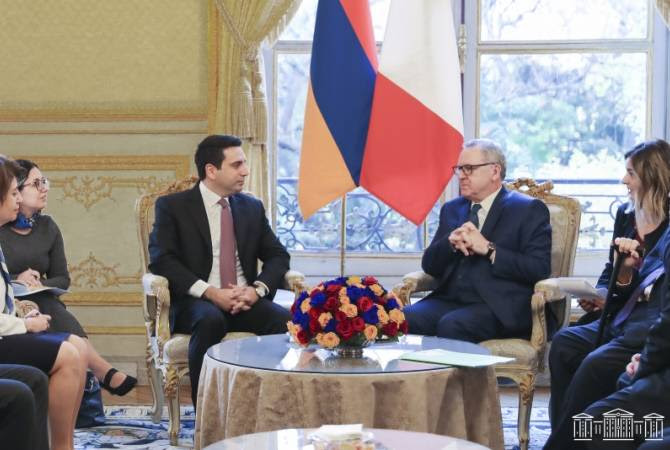 Le président Simonyan rencontre Richard Ferrand