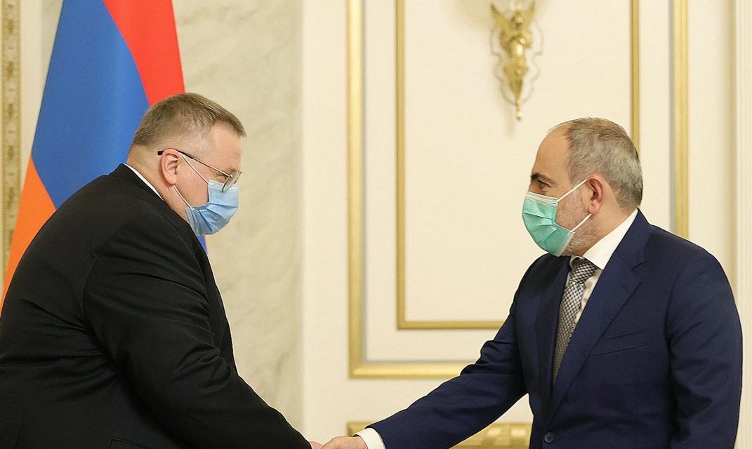 Visite d&rsquo;un officiel russe à Bakou et Erevan