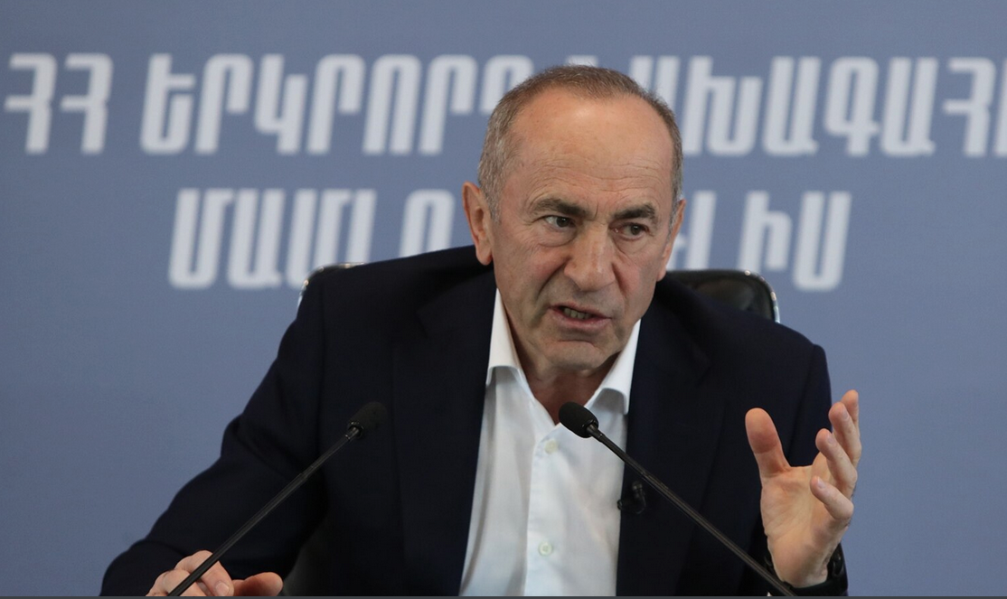 Kotcharian appelle ses partisans à faire preuve de patience