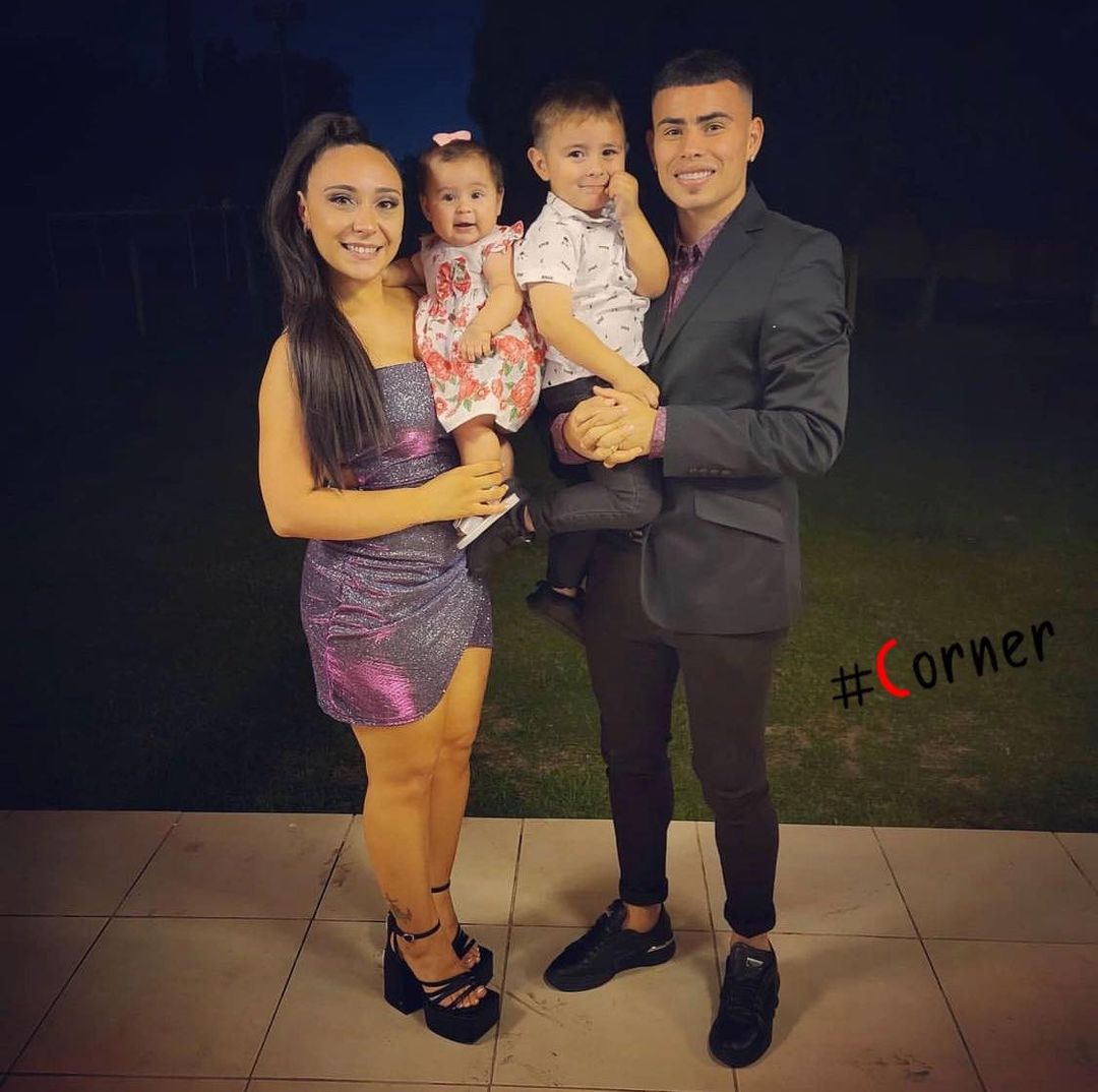 L’international arménien Lucas Zalareyan et sa famille