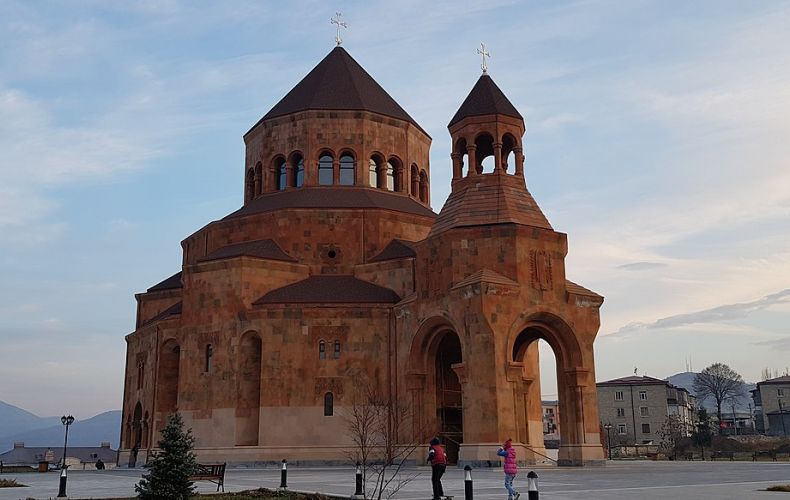 La Nativité sera célébrée le 6 janvier dans la cour de la cathédrale Sourp Azdvadzamor Hovanou de Stepanakert