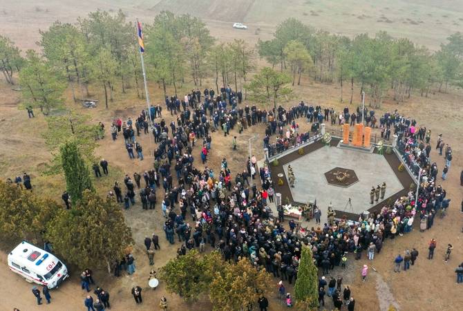 Un mémorial dédié aux héros qui ont sacrifié leur vie pour la Patrie inauguré au village frontalier de Berdavan dans la région de Tavouch au nord-est de l’Arménie