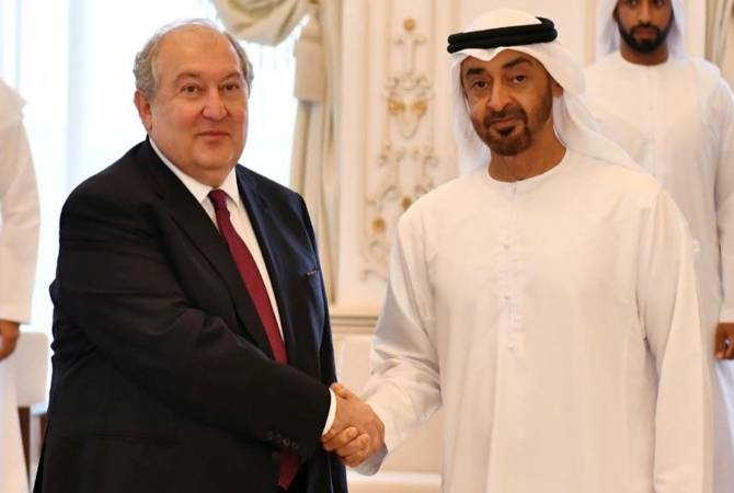 Le président arménien Armen Sarkissian et le prince héritier d&rsquo;Abou Dhabi discutent des questions liées à la promotion de la coopération bilatérale
