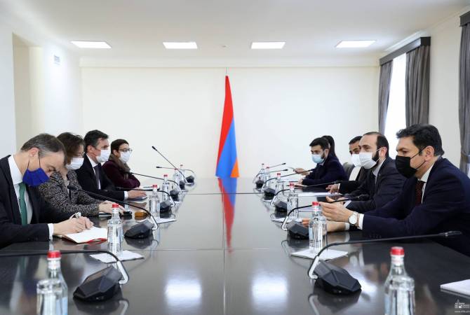 Ararat Mirzoyan et les membres de la délégation de l&rsquo;UE discutent des mesures visant à renforcer la sécurité à la frontière arméno-azérie
