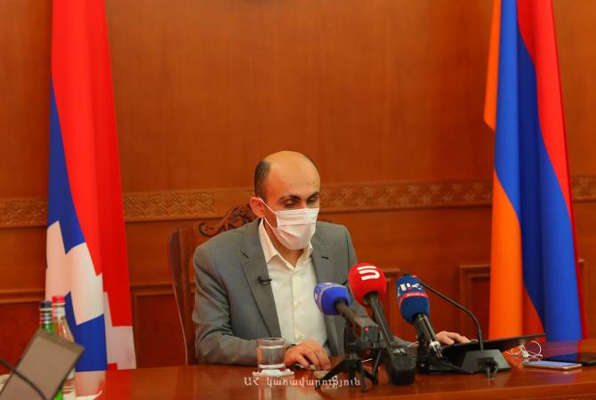 Artak Beglaryan discute des programmes de développement de l&rsquo;Artsakh avec la délégation de la Fondation Genesis Armenia