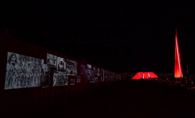 Selon 	Nikol Pachinian la diaspora a toujours été « la locomotive » du processus de reconnaissance du génocide arménien