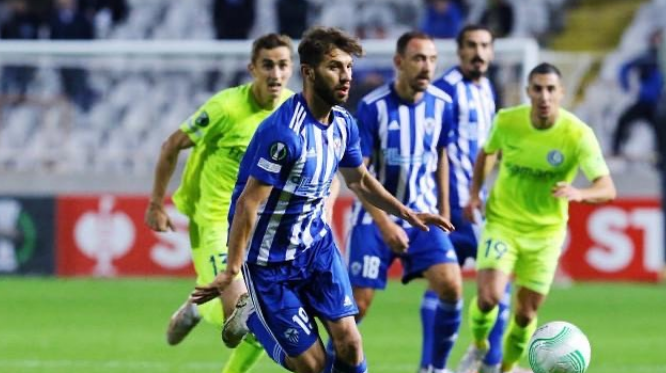La passe décisive de l’international arménien Hovhannès Hambardzoumyan permit à Anortosis de faire match nul (1-1) face à AEK