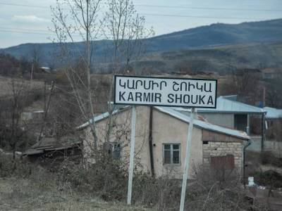 Les habitants de Karmir Shuka (Artsakh) ont bloqué la file de voitures azéries pendant quelques heures
