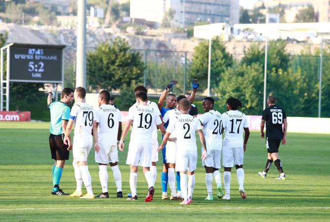 Ararat-Armenia a un nouveau footballeur colombien