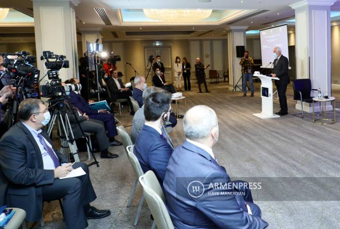 Le gouvernement arménien souligne le rôle de l&rsquo;IA pour le développement économique