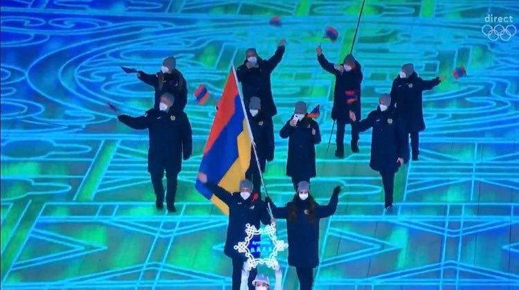L’Arménie avec une délégation de 10 membres a défilé au stade olympique de Pékin lors de la cérémonie d’ouverture des 24e Jeux Olympiques d’hiver