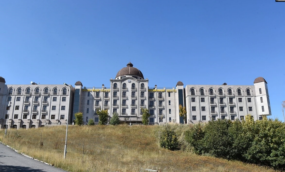 Un hôtel de luxe arménien vendu après sa nationalisation