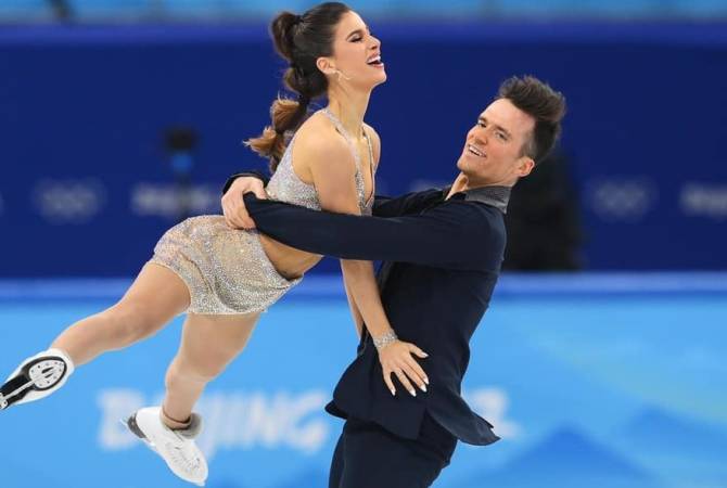 Tina Garabedian-Simon Senecal (Arménie) se classent 18ème au programme de danse en patinage artistique aux Jeux olympiques de Pekin
