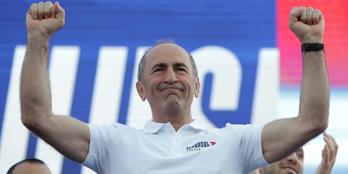 L&rsquo;ex-président Kotcharian risque de 7 à 12 ans derrière les barreaux ?