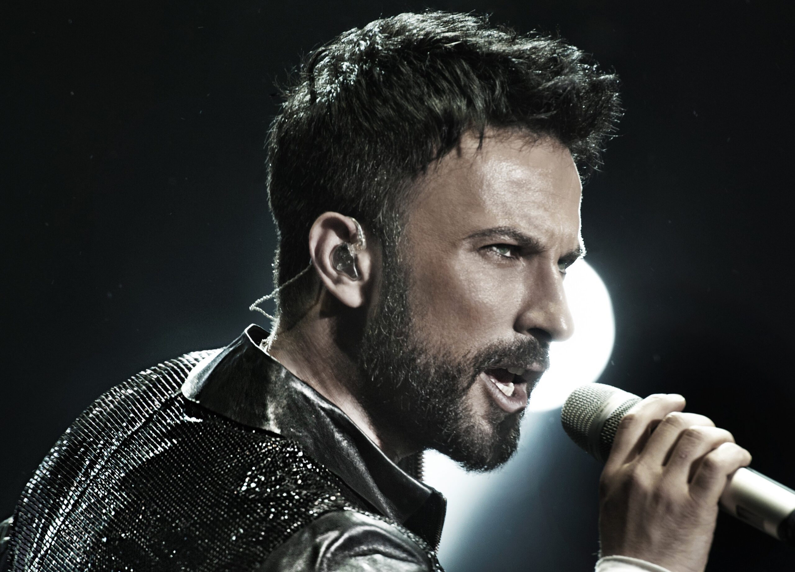 Le nouveau tube de Tarkan ravit les opposants