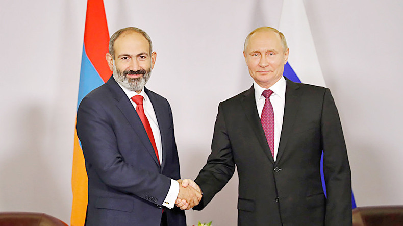 Le Premier ministre arménien Nikol Pachinian a eu une conversation téléphonique avec le président russe Vladimir Poutine