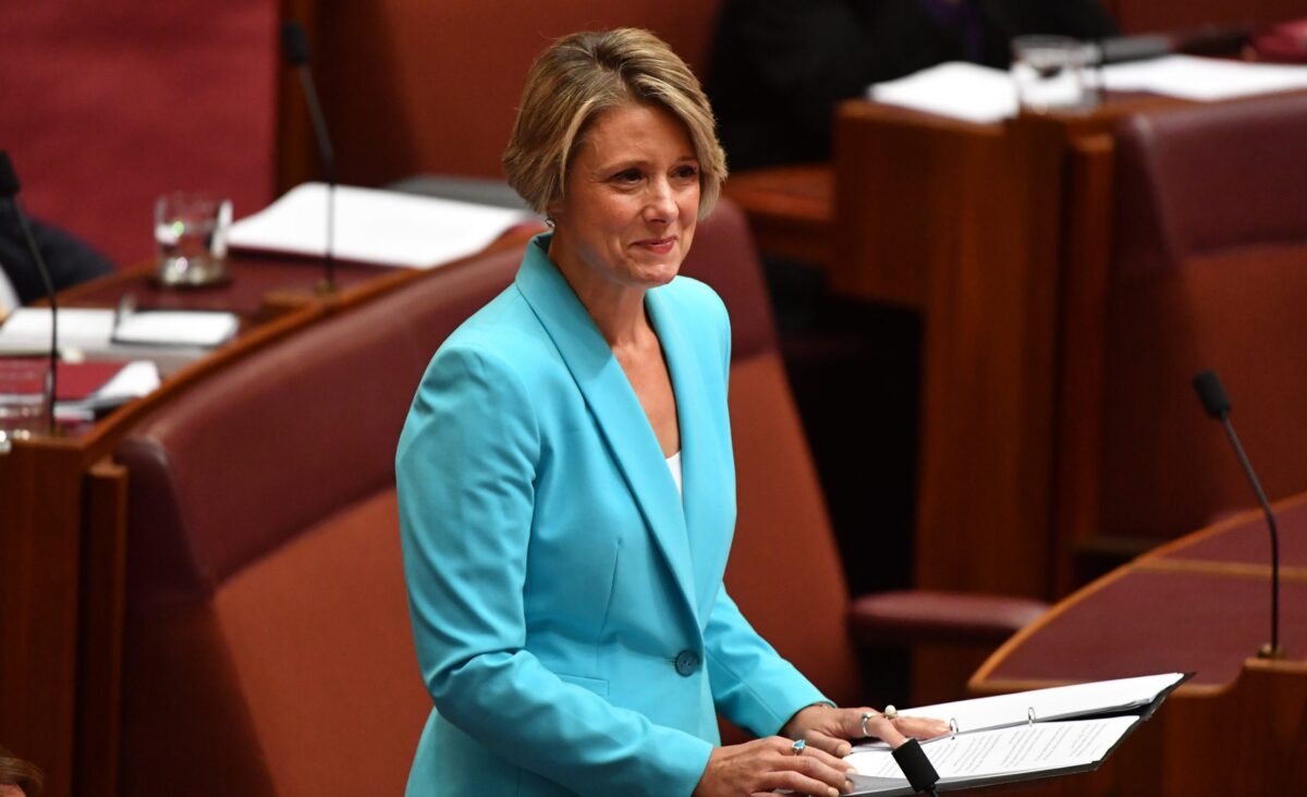 La sénatrice Kristina Keneally reçoit le prix de l&rsquo;Ami de l&rsquo;année de la communauté arménienne