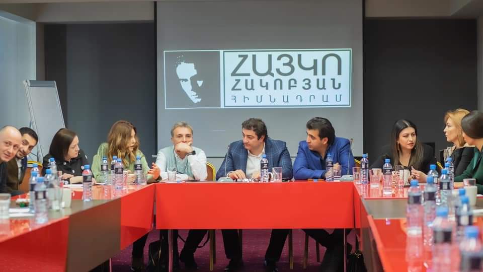 La « Fondation culturelle Hayko Hakobyan » est née, elle est dédiée au chanteur Hayko récemment disparu