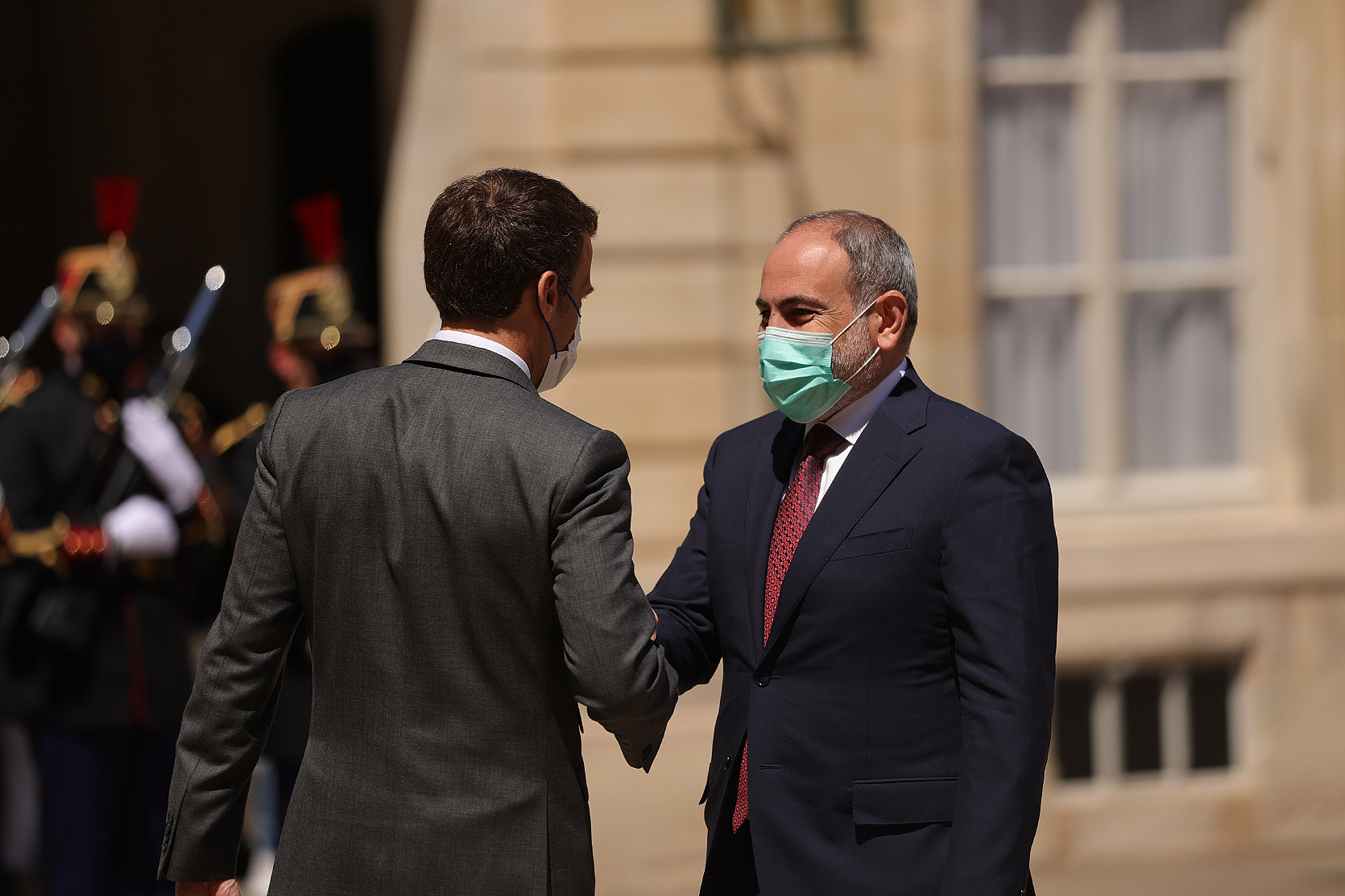 Macron et Pashinian discutent à nouveau du Karabakh