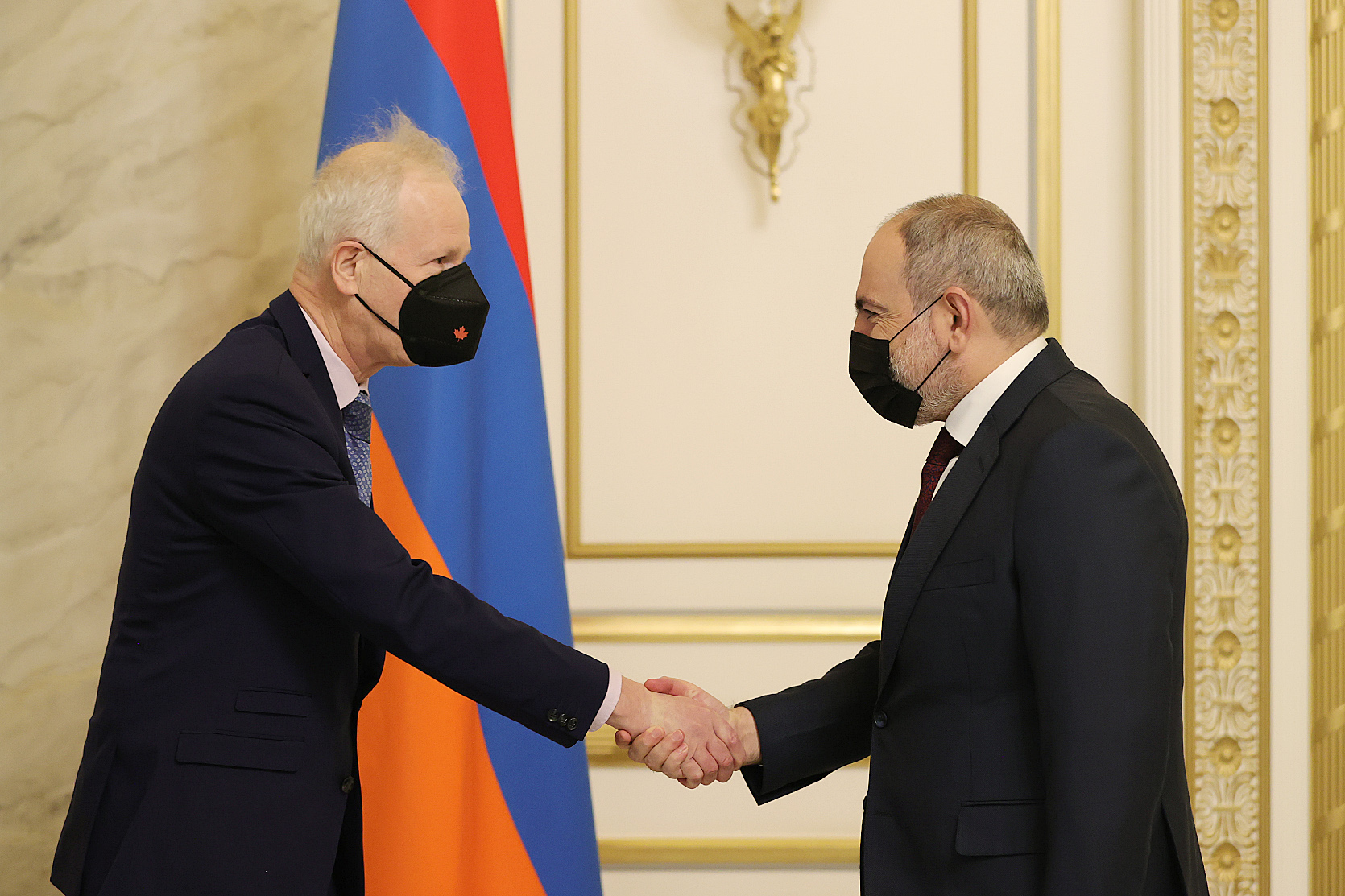 Le Premier ministre Pashinyan a reçu l&rsquo; Envoyé spécial du Canada auprès de l&rsquo;UE et de l&rsquo;Europe