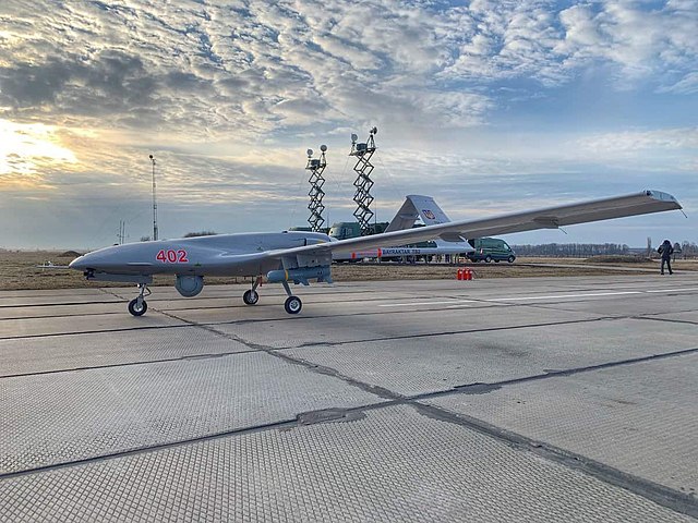 Une nouvelle cargaison de Bayraktar TB-2 déversée sur les troupes russes
