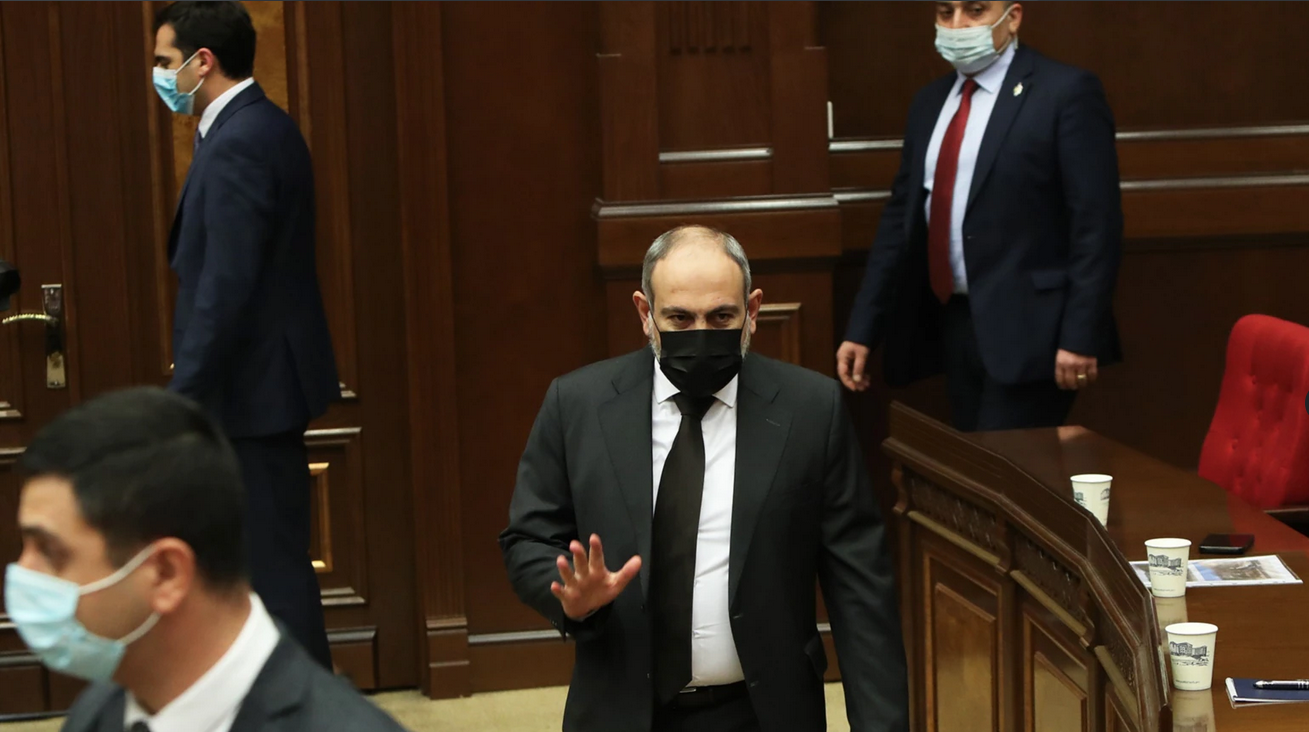 L’impact de la guerre en Ukraine provoque une nouvelle empoignade dans l’hémicycle arménien