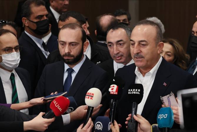 Ararat Mirzoyan après sa rencontre avec Mevlut Cavusoglu : Nous avons réaffirmé la volonté de normaliser les relations sans conditions préalables