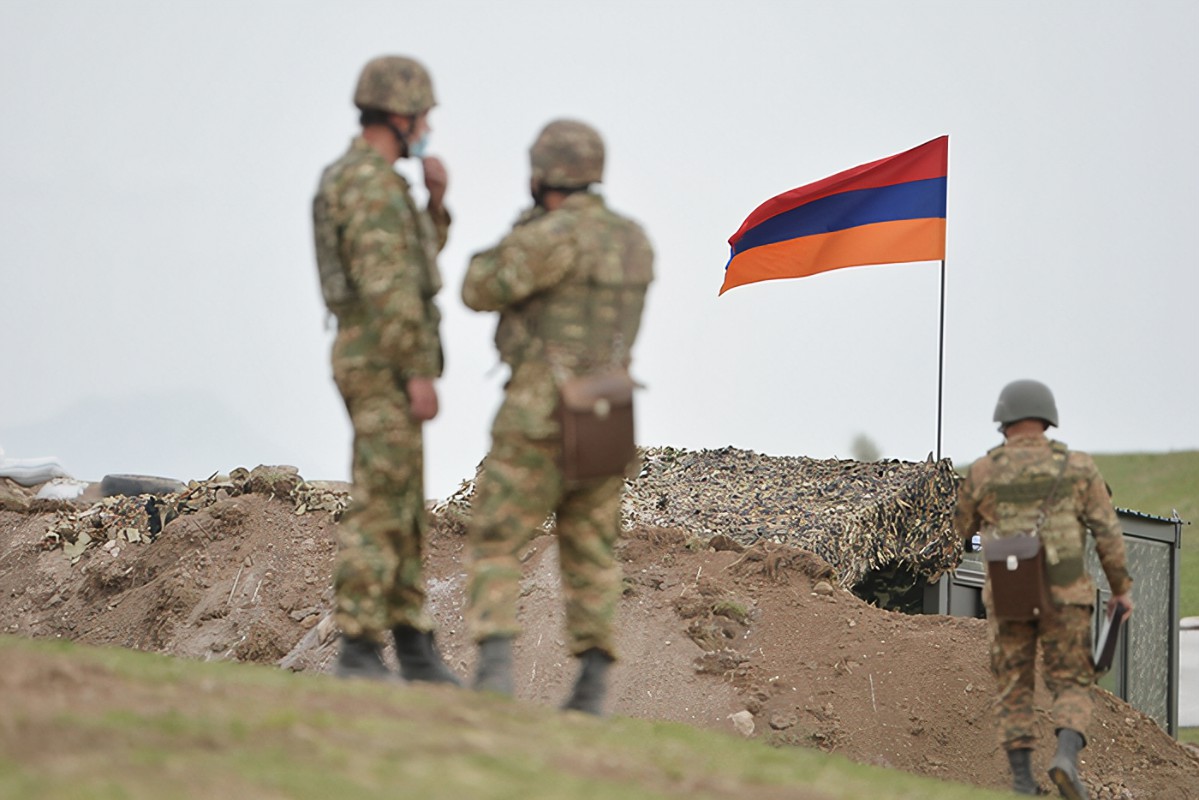 Un second corps d’un soldat Arménien tué retrouvé ce matin sur une position de défense au sud de l’Arménie