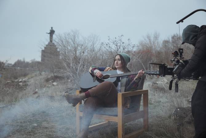 Rosa Linn représentera l&rsquo;Arménie à l’Eurovision 2022 avec la chanson « Snap »