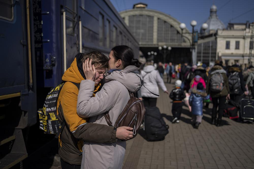 Des couloirs humanitaires fonctionnent en Ukraine, les Arméniens se déplacent vers l’ouest depuis Marioupol