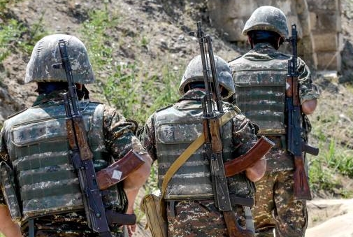 Stepanakert annonce que 5 soldats Arméniens sont blessés dans les fusillades de la nuit dernière près du village de Paroukh (Artsakh)