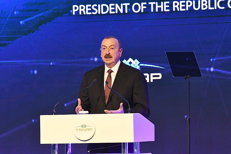 Bakou défie ouvertement Moscou