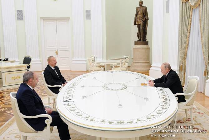 La situation en Artsakh évoquée lors des conversations téléphoniques entre Vladimir Poutine, Nikol Pachinain et Ilham Aliev aujourd’hui