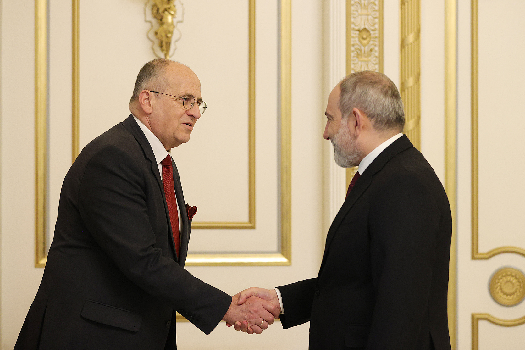 Le Premier ministre Pashinyan a rencontré le Président en exercice de l&rsquo;OSCE, le ministre polonais des Affaires étrangères, Zbigniew Rau