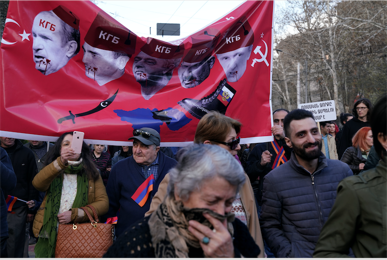 La manifestation anti-russe de l&rsquo;Alliance Nationale Démocratique