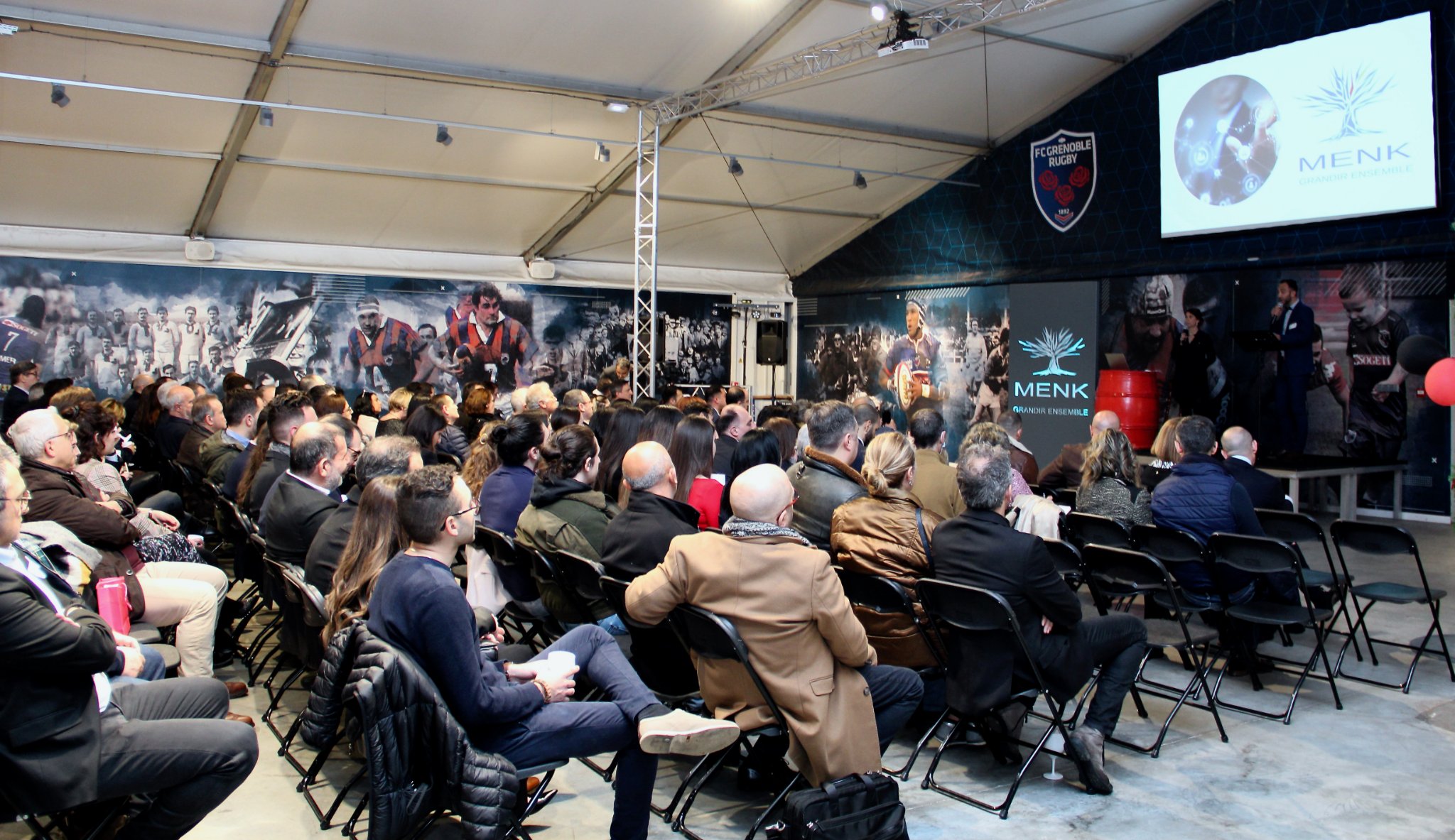 Un grand succès pour la soirée de lancement de l’association MENK à Grenoble