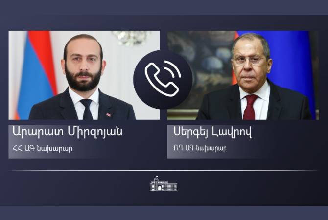 Ararat Mirzoyan et Sergueï Lavrov les chefs de la diplomatie arménienne et russe ont eu une conversation téléphonique