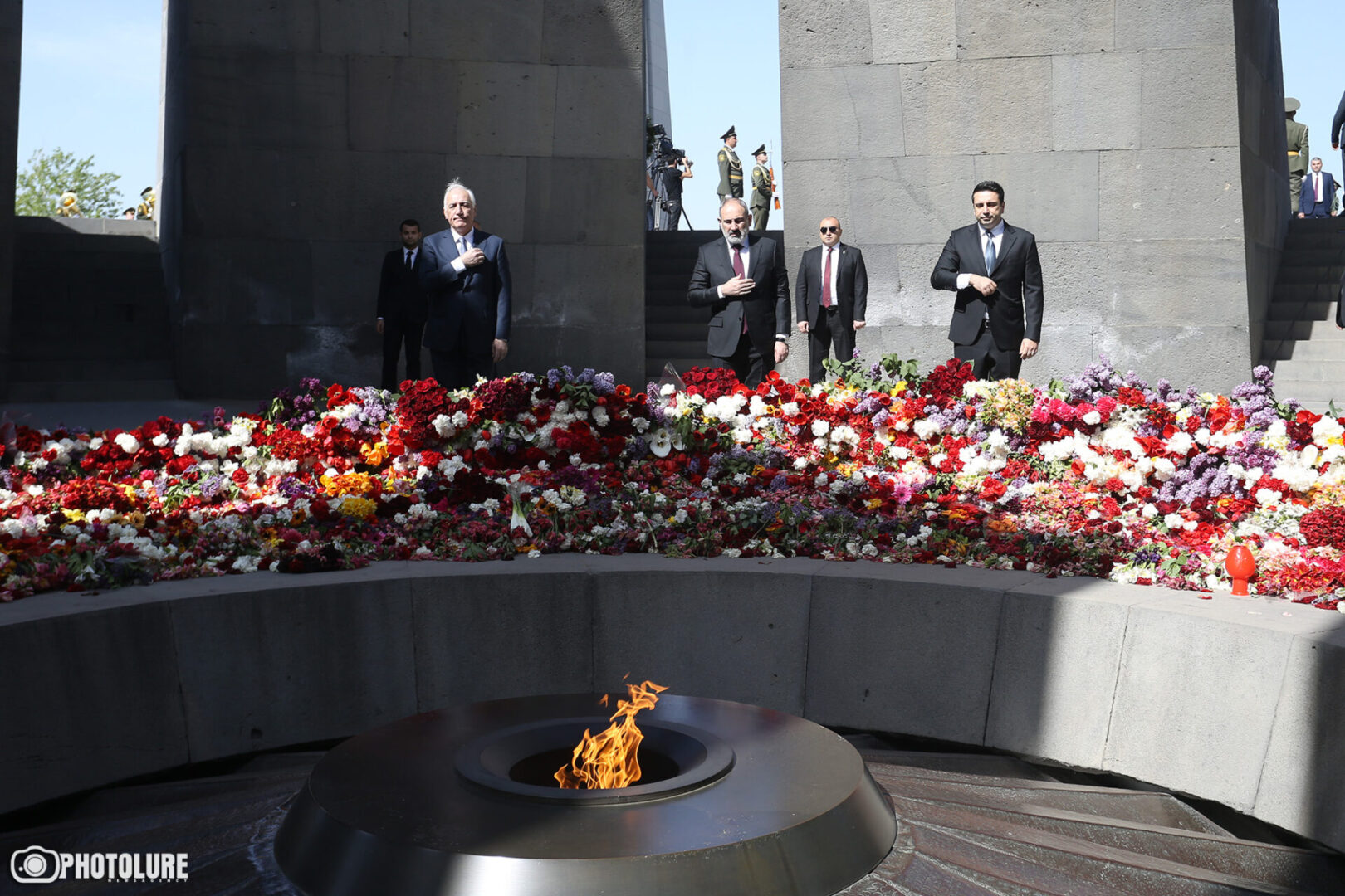 Les hauts dirigeants arméniens ont rendu hommage à la mémoire des victimes du génocide arménien