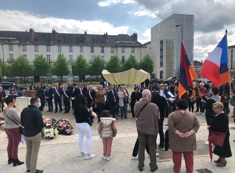 Commémoration à Tours