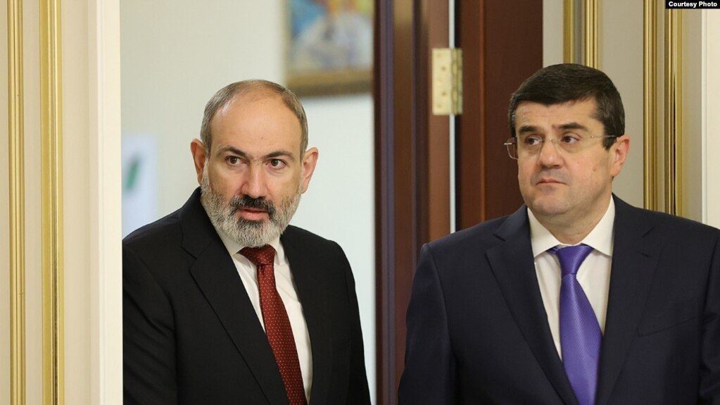 Pachinian rencontre le président du Karabagh