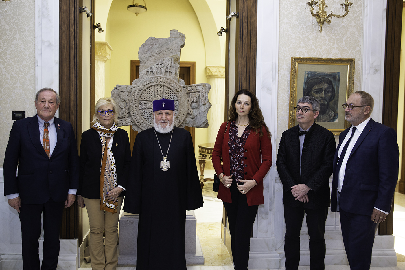 Le Catholicos de tous les Arméniens a reçu une  délégation du Sénat français le 4 mai