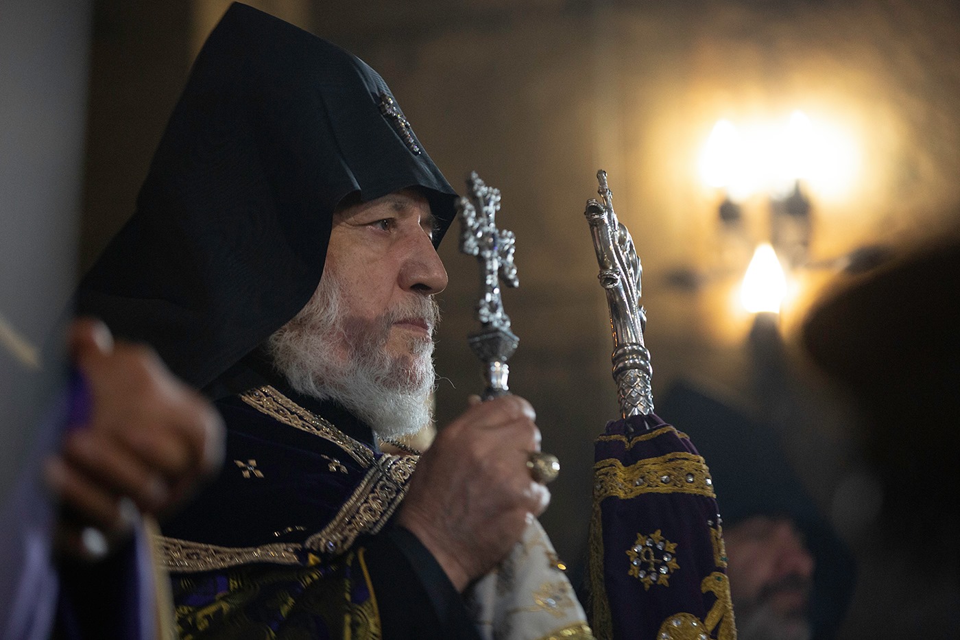 Le Catholicos Karekine II d’Etchmiadzine est aux Émirats Arabes Unis
