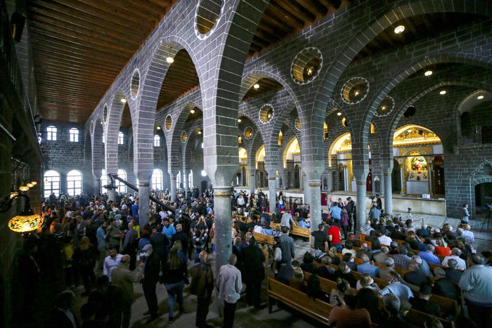 Réouverture de l&rsquo;église arménienne à Diyarbakir