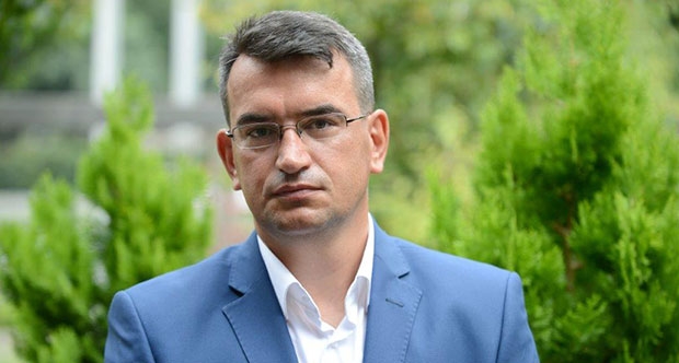 Un leader de l&rsquo;opposition liberé en attendant son procès