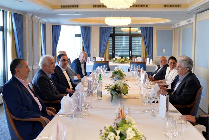 Le président arménien a rencontré les représentants de la communauté arménienne de Suisse