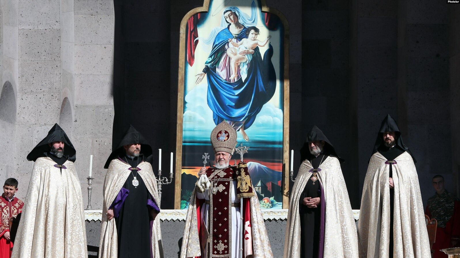 L&rsquo;église met en garde contre des concessions  » humiliantes » à Bakou