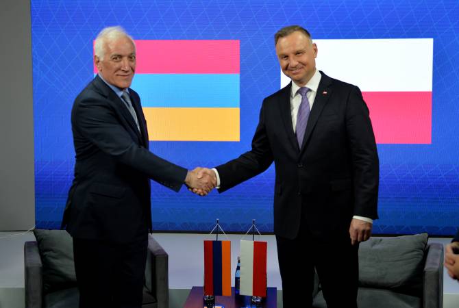 Les présidents d&rsquo;Arménie et de la Pologne ont procédé à un échange de vues sur les processus en cours sur la scène internationale