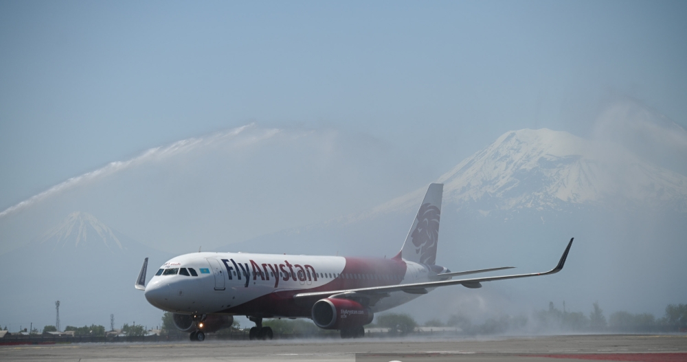 Le premier vol direct d&rsquo;Almaty est arrivé à Erevan par la compagnie FlyArystan qui effectuera deux vols réguliers hebdomadaire du Kazakhstan vers l’Arménie