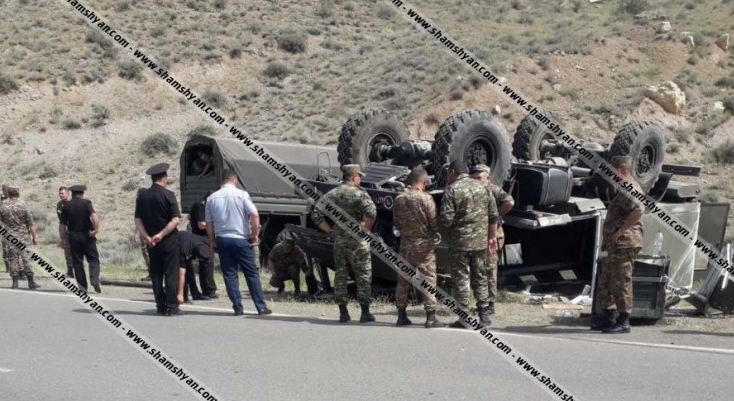 Le camion militaire « Kamaz » se renverse dans la région de Vayots Dzor en Arménie, 11 militaires furent hospitalisés, leur état est jugé satisfaisant selon Erévan